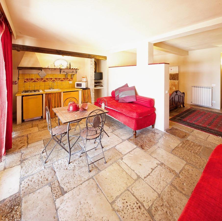 טרוויניאנו רומאנו La Cavetta Country House מראה חיצוני תמונה